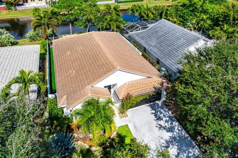 1123 Canoe Point Delray Beach FL 33444