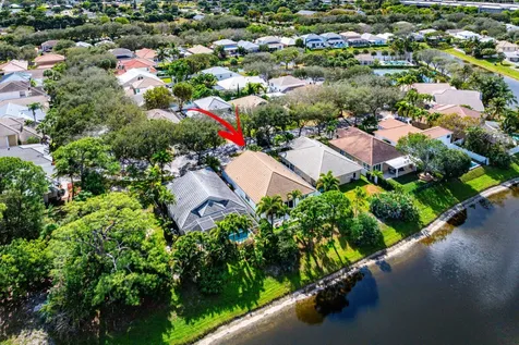 1123 Canoe Point Delray Beach FL 33444