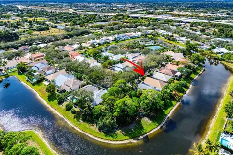 1123 Canoe Point Delray Beach FL 33444