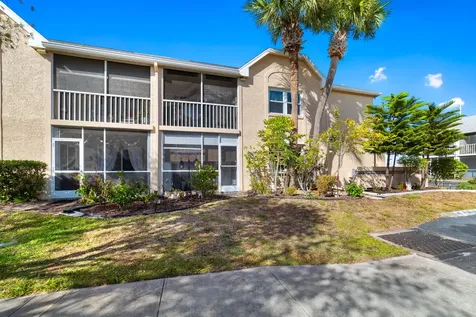 1627 Se Green Acres Circle Port Saint Lucie FL 34952