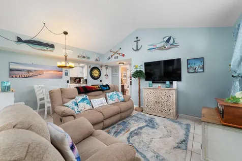 1627 Se Green Acres Circle Port Saint Lucie FL 34952