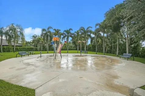 513 N Country Club Drive Atlantis FL 33462