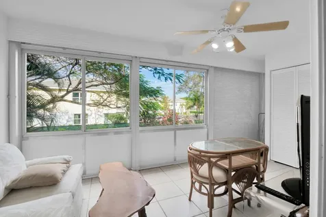 250 Richmond F Deerfield Beach FL 33442