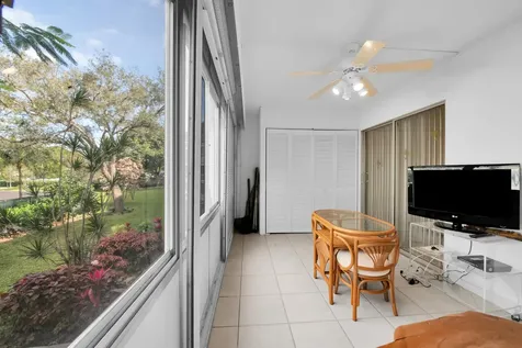 250 Richmond F Deerfield Beach FL 33442