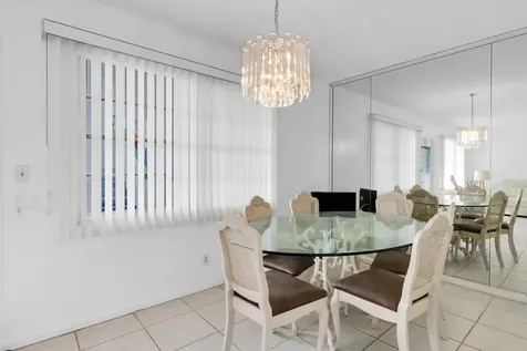 250 Richmond F Deerfield Beach FL 33442
