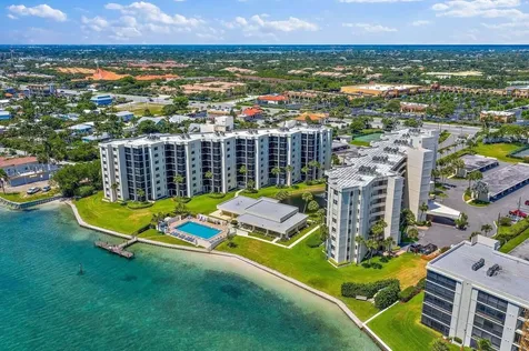 19800 S Sandpointe Bay Drive Tequesta FL 33469