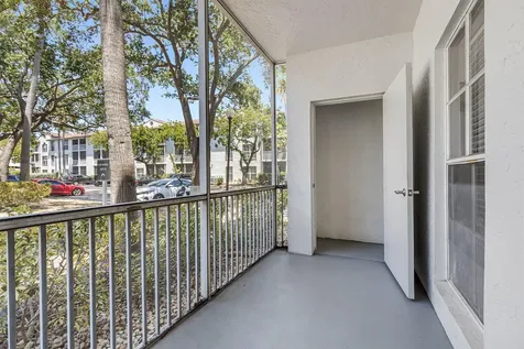 17900 NE 31st Court Aventura FL 33160