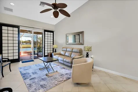 6515 Oxford Circle Vero Beach FL 32966