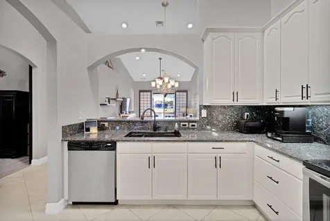 6515 Oxford Circle Vero Beach FL 32966