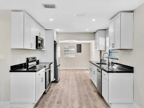 3870 Sw 60th Avenue Davie FL 33314