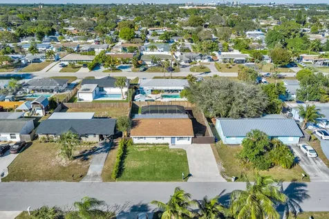 4305 Birdwood Street Palm Beach Gardens FL 33410