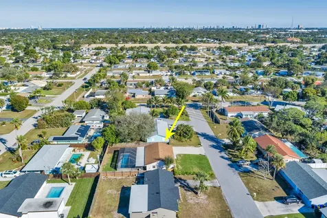 4305 Birdwood Street Palm Beach Gardens FL 33410