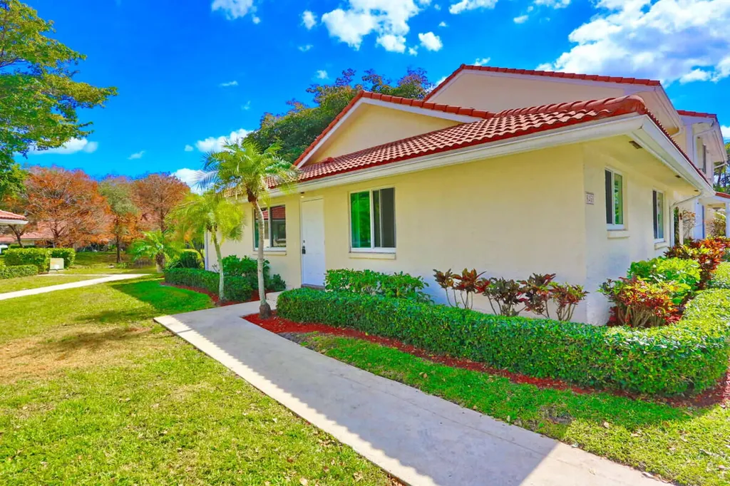 6459 Boca Circle Boca Raton FL 33433