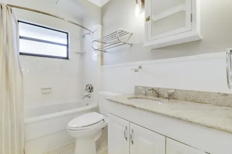 899 Ne Juniper Place Jensen Beach FL 34957