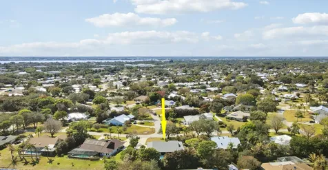 899 Ne Juniper Place Jensen Beach FL 34957