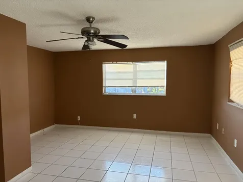 650 SW 2 Nd Avenue Boca Raton FL 33432