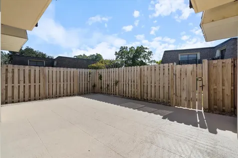 2897 Sw 22nd Circle Delray Beach FL 33445