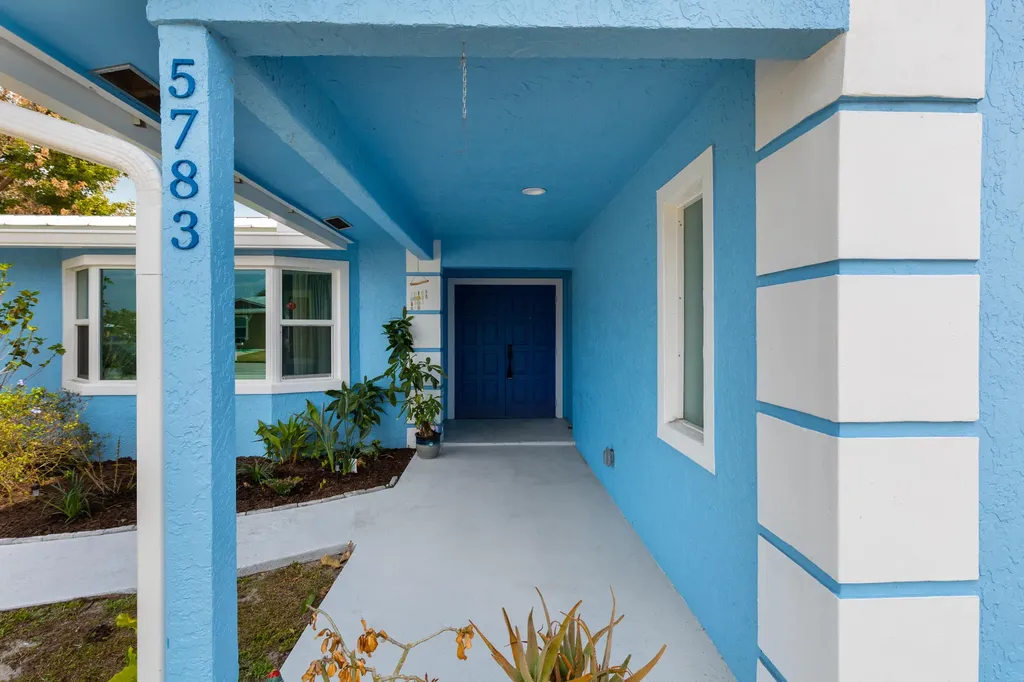 5783 Se Mercedes Avenue Stuart FL 34997
