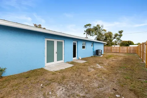 5783 Se Mercedes Avenue Stuart FL 34997