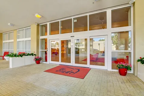 1551 N Flagler Drive West Palm Beach FL 33401