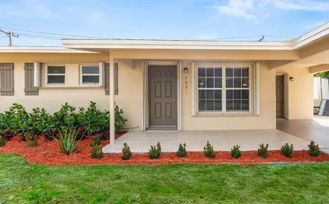 2691 Rockcrest Court West Palm Beach FL 33415