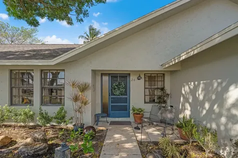 26 Cedar Circle Boynton Beach FL 33436