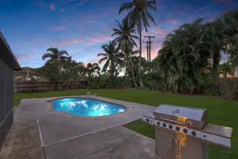 26 Cedar Circle Boynton Beach FL 33436
