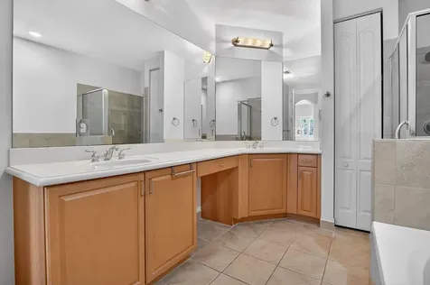 4040 Murano Bay Drive Boynton Beach FL 33435