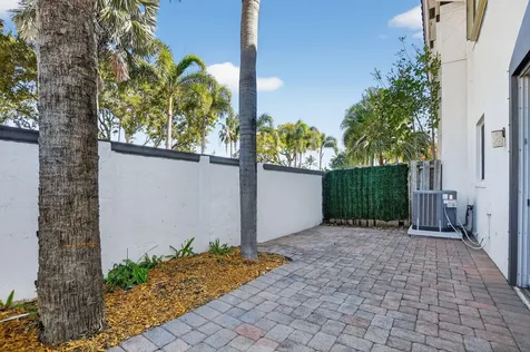 4040 Murano Bay Drive Boynton Beach FL 33435