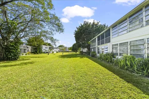 411 Durham Deerfield Beach FL 33442