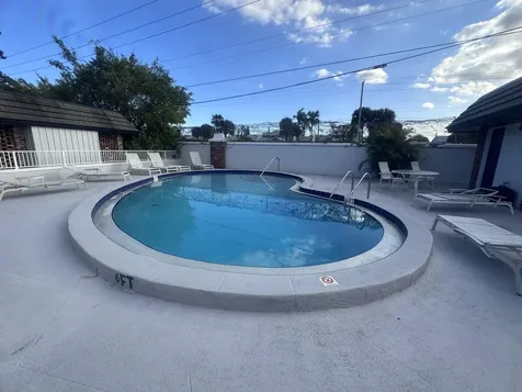 423 Pine Tree Court Atlantis FL 33462
