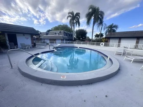 423 Pine Tree Court Atlantis FL 33462