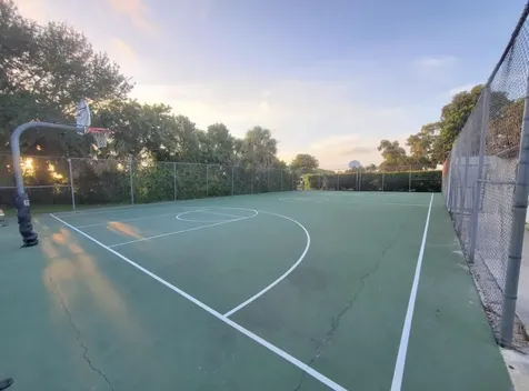 423 Pine Tree Court Atlantis FL 33462