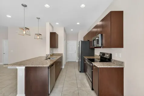 1609 Nw Cataluna Circle Circle Port Saint Lucie FL 34986