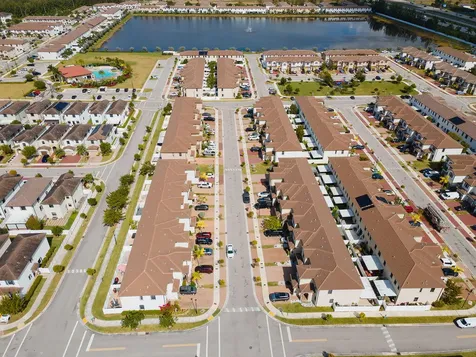 10902 W 33rd Way Hialeah FL 33018
