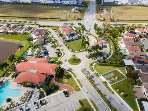 10902 W 33rd Way Hialeah FL 33018