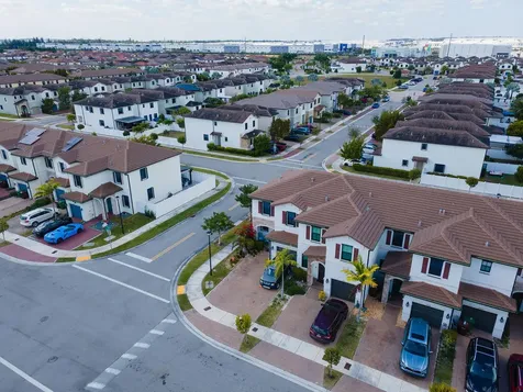 10902 W 33rd Way Hialeah FL 33018
