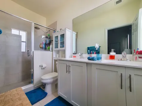 10902 W 33rd Way Hialeah FL 33018