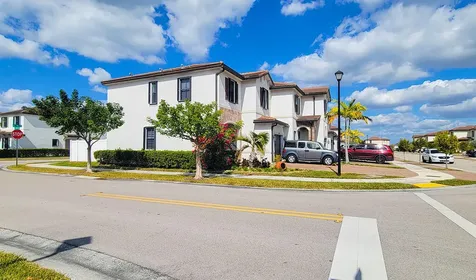 10902 W 33rd Way Hialeah FL 33018