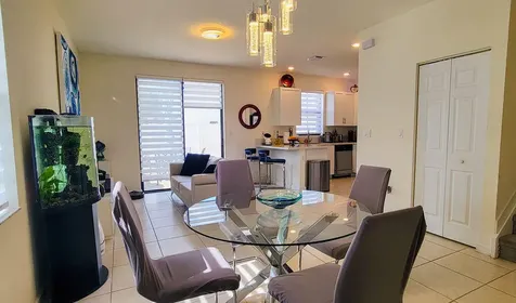 10902 W 33rd Way Hialeah FL 33018