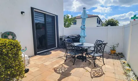 10902 W 33rd Way Hialeah FL 33018