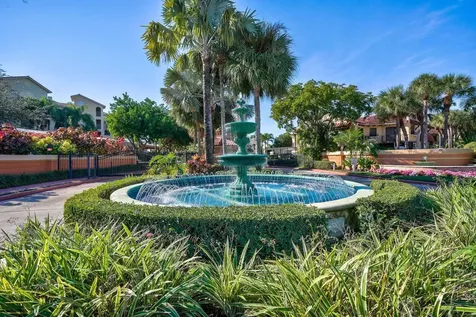 300 Uno Lago Drive Juno Beach FL 33408