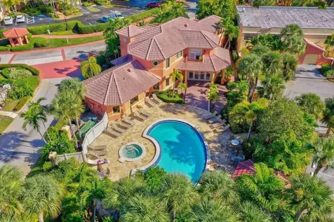 300 Uno Lago Drive Juno Beach FL 33408