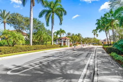 710 Sorrento Drive Weston FL 33326