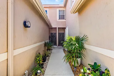 710 Sorrento Drive Weston FL 33326