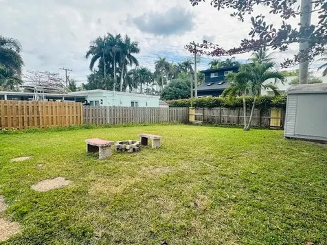 640 Oak Street Boynton Beach FL 33435