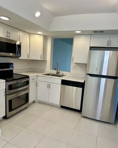 7664 Nw 18th Street Margate FL 33063