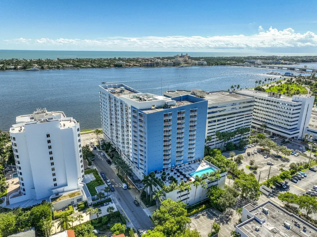 1551 N Flagler Drive West Palm Beach FL 33401