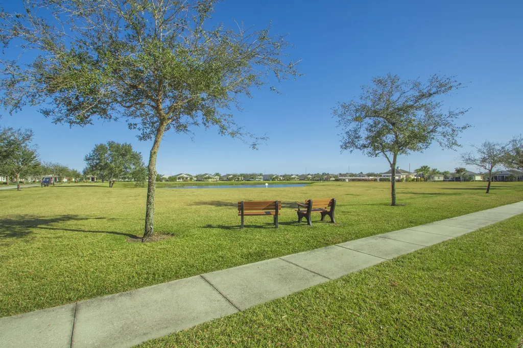 1450 Caddy Court Vero Beach FL 32966