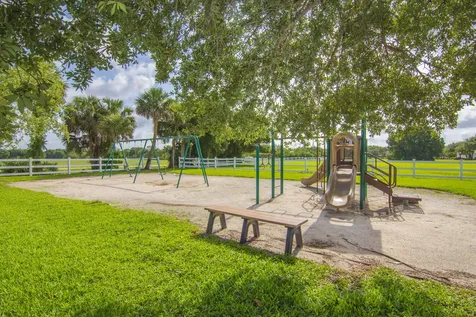 1450 Caddy Court Vero Beach FL 32966